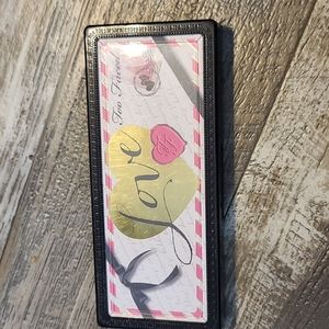 Too faced eyeshadow palette